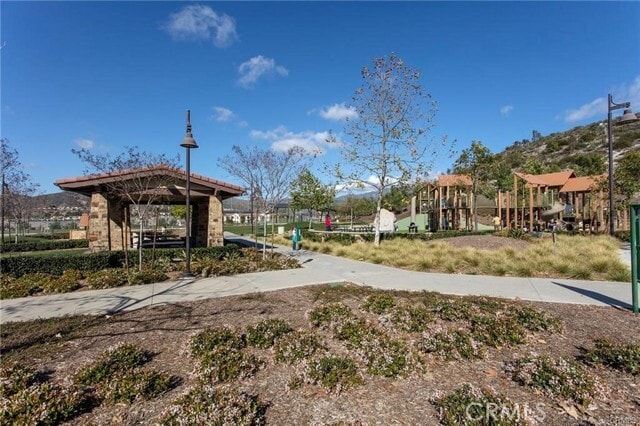 Building Photo - 27 Sorrel