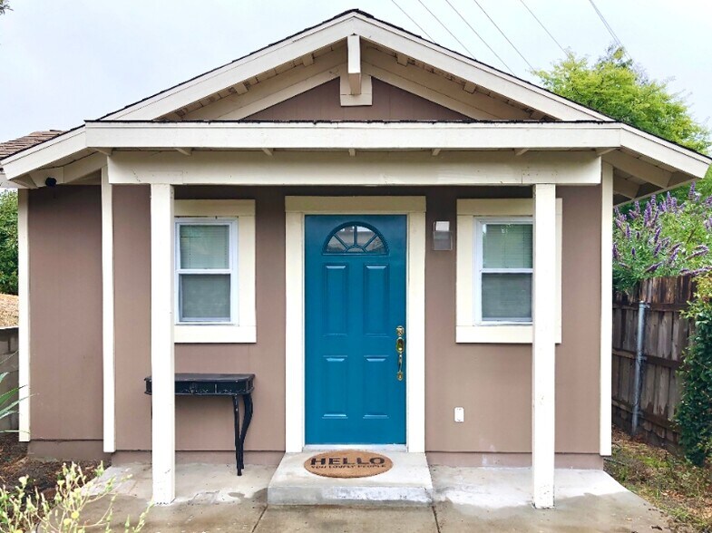 Primary Photo - 2687 Ferdinand Rd