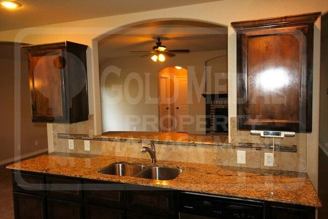 Building Photo - 3705 Appalachian Trl