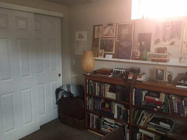 Building Photo - Live a Block Away from Sloan's Lake! Licen...