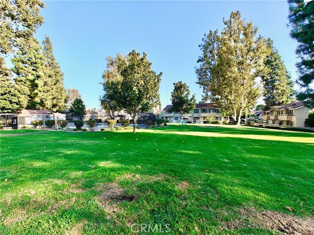 Building Photo - 5449 Huron Ct