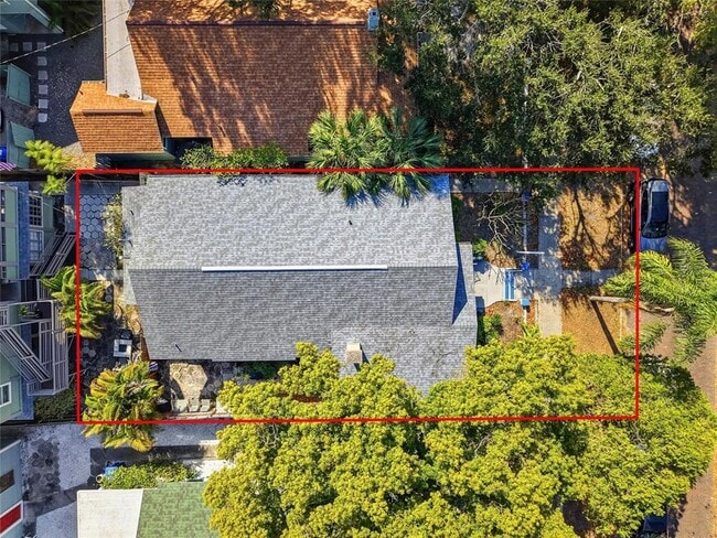 Building Photo - 725 8th St N