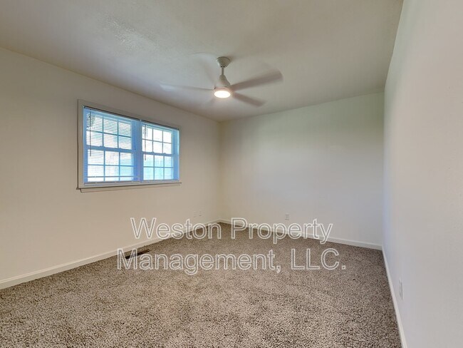 Building Photo - 8708 Cord Ave