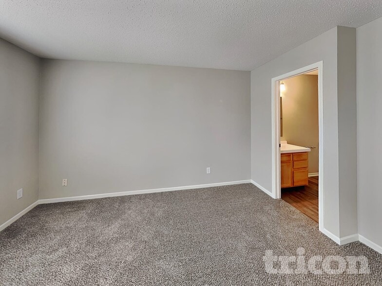 Building Photo - 3222 Black Forest Ln