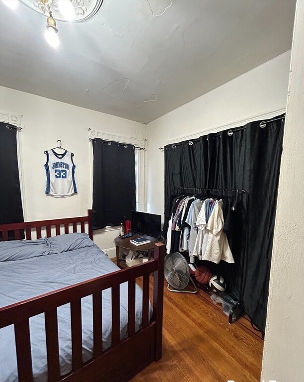 Building Photo - 17 Hillside St