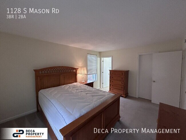 Building Photo - 1128 S Mason Rd