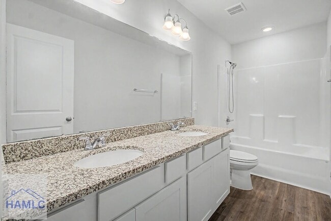 Building Photo - 137 Castaway Ct