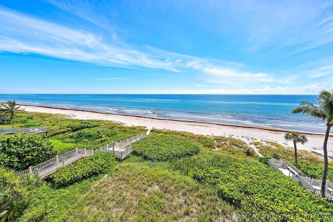 Building Photo - 2070 N Ocean Blvd