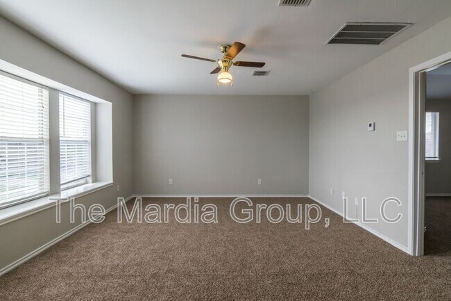 Building Photo - 8512 Prairie Wind Trail
