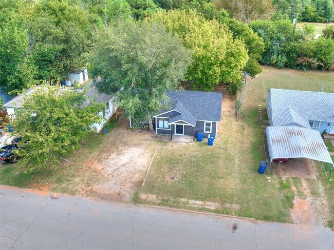 Building Photo - 6114 Jacks Ave