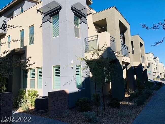 Building Photo - 11277 Vision Peak Ave
