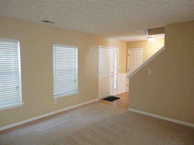 Building Photo - 13611 Stone Haven Dr