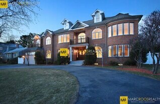 Building Photo - 75 Woodfall Rd