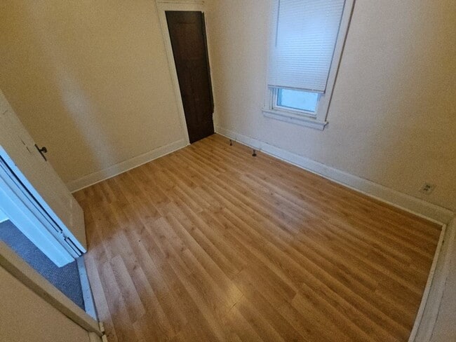 Building Photo - 2366 S 9th St