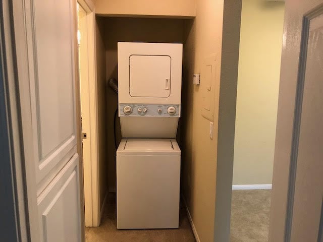 Building Photo - Very Nice 1 Bedroom 1 Bathroom Condo!