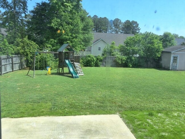 Building Photo - 7620 Hammersley Rd