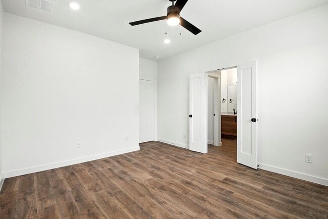 Building Photo - 1868 Dry Cherry Ln