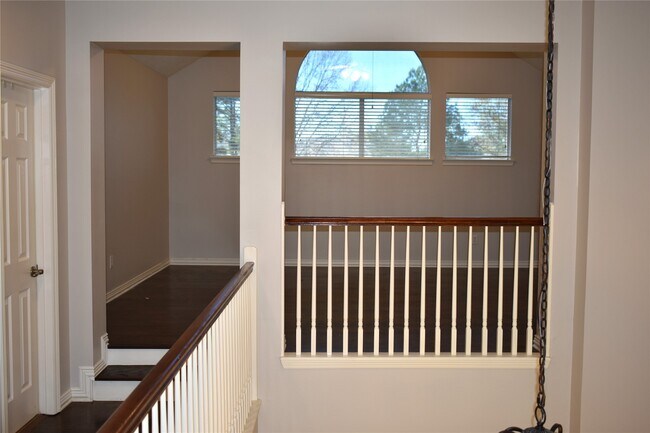 Building Photo - 5302 Fairwick Ct