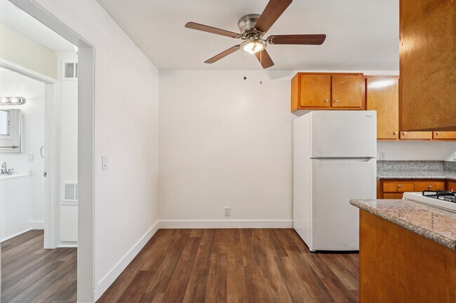 Floorplan - 831 E Pine St