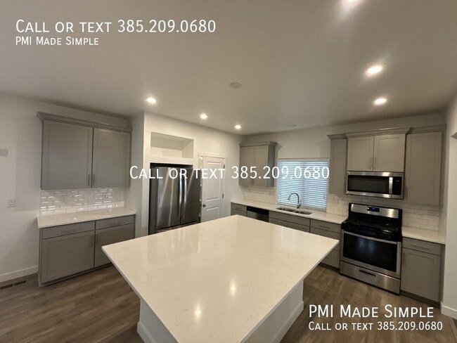 Building Photo - 3188 W 2400 N