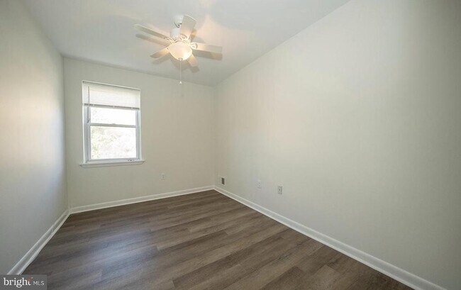 Building Photo - 835 N Uber St