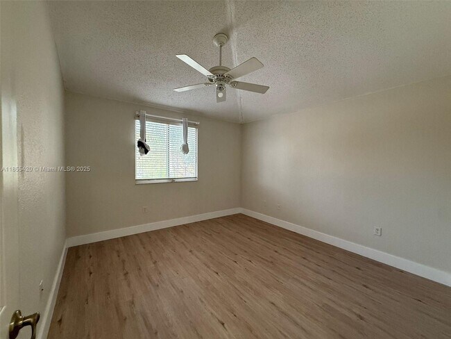 Building Photo - 2090 NW 99th Way