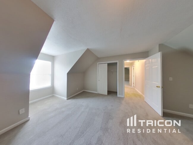 Building Photo - 832 Stonebridge Park Cir