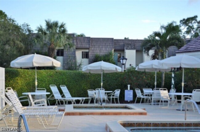 Building Photo - 1645 Spoonbill Ln