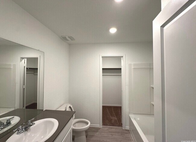 Building Photo - 9903 Jenny Grist