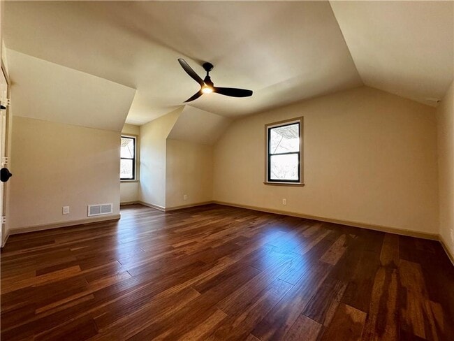 Building Photo - 1709 Rangewood Dr SW