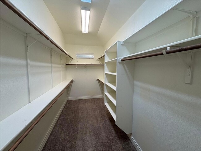 Building Photo - 3900 Crispin Hall Ln