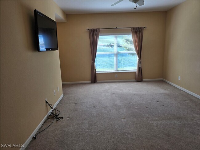 Building Photo - 25069 Peacock Ln