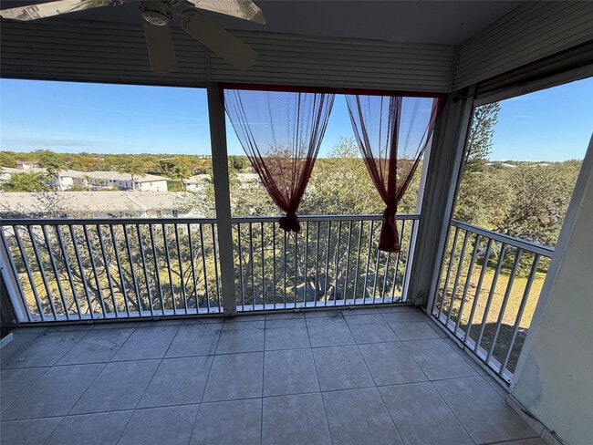 Building Photo - 3575 Brokenwoods Dr