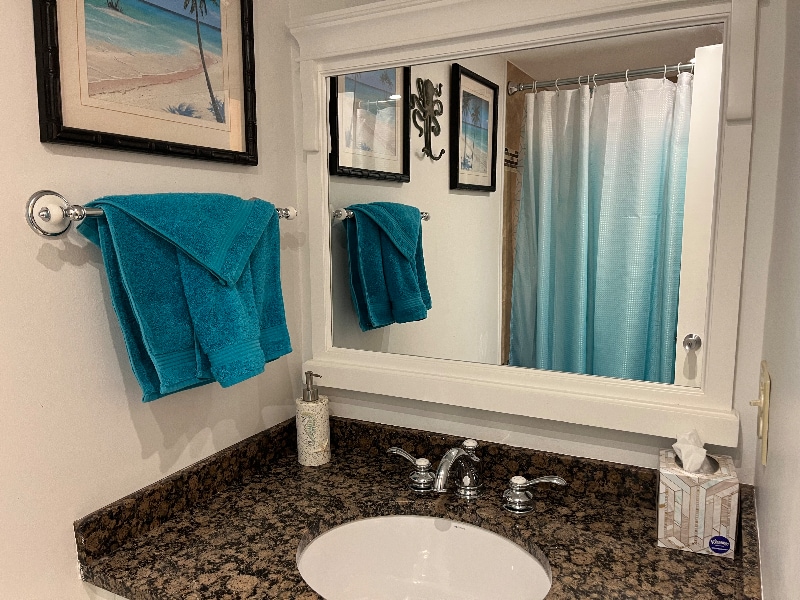 Building Photo - 6161 Gulf Winds Dr