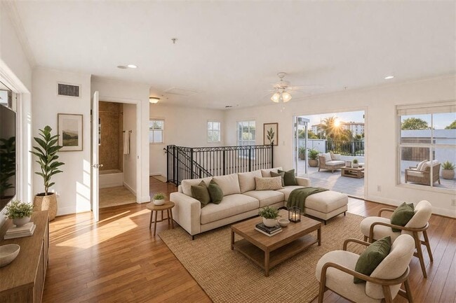 Building Photo - 2515 NE 18th St