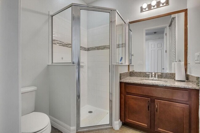 Building Photo - 2450 Chateau Lp