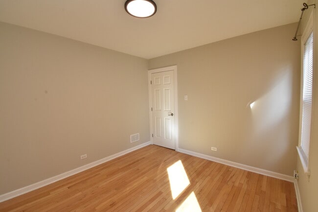 Building Photo - 3855 N Nora Ave