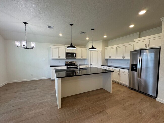 Building Photo - 4-Bedroom House for Rent in Temple