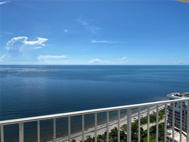 Building Photo - 881 Ocean Dr