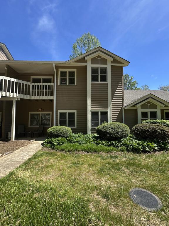 Building Photo - 14 Willow Tree Run