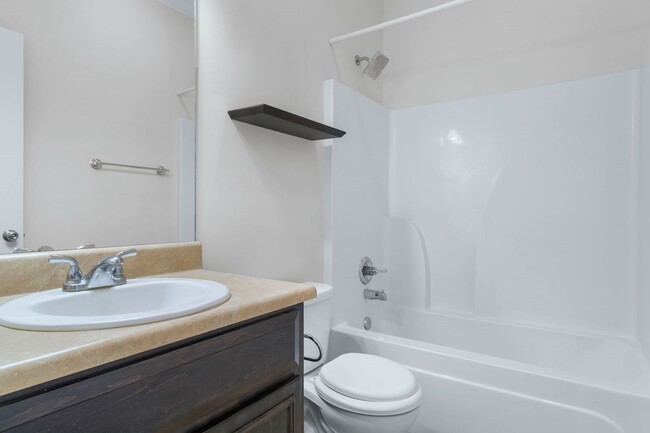 Building Photo - 112 Senah Dr