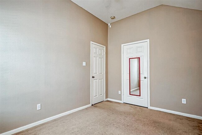 Building Photo - 2218 Falcon Knoll Ln