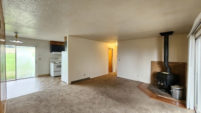 Building Photo - 816/818 Whitaker Dr
