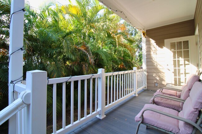 Building Photo - Beautiful 3-Bedroom Home in Seminole, FL!