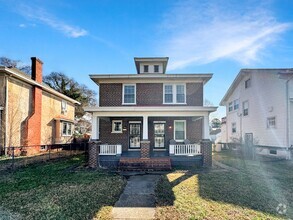 Building Photo - 3113 Lamb Ave