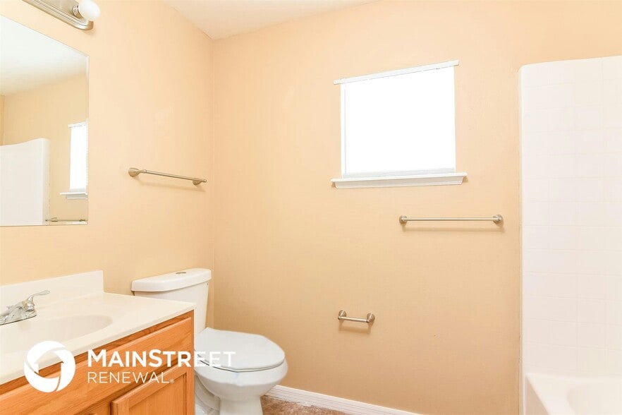 Building Photo - 3806 Sleepy Hill Oaks Loop