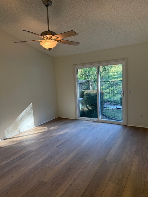 Building Photo - 641 S Iron Horse Ln