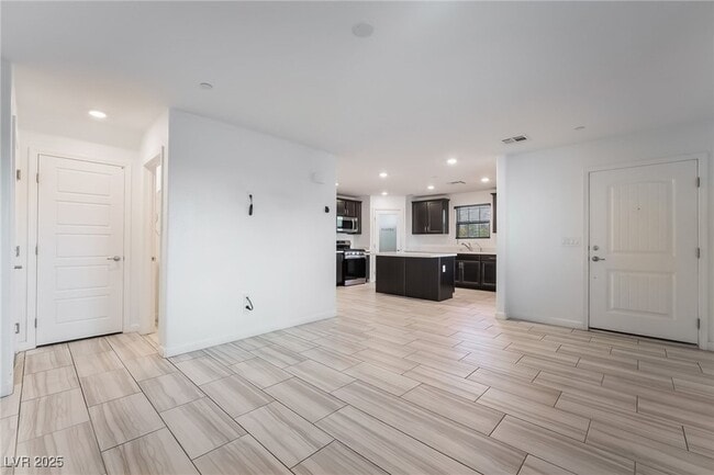 Building Photo - 715 Pickled Pepper Pl