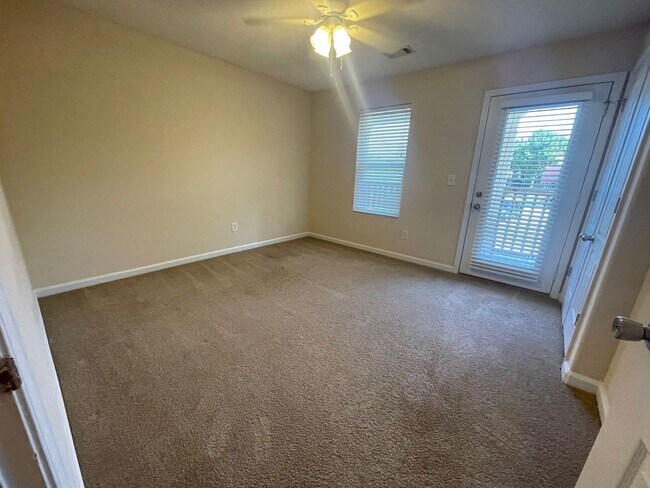 Building Photo - PRE-LEASING FOR AUGUST 2026!