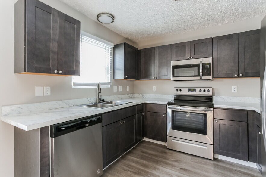 Building Photo - 6303 Artesia Dr